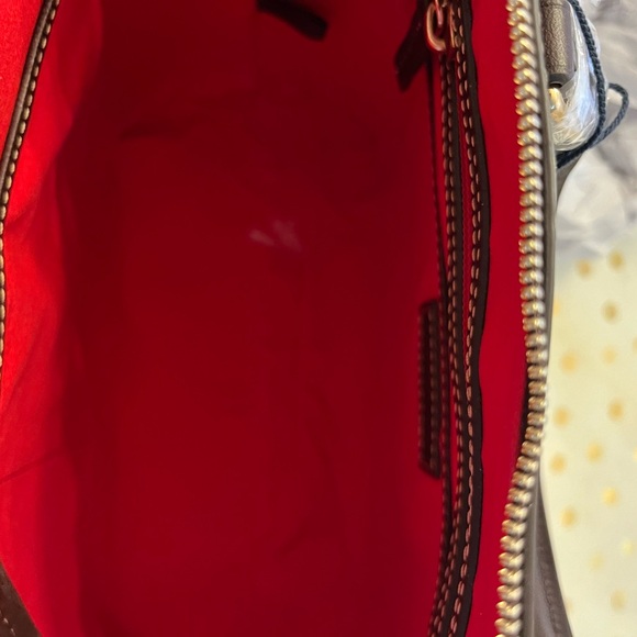 Dooney and Bourke leather bag alligator pattern new. - Picture 6 of 8